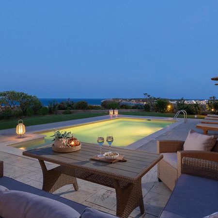 Majestic View Villa 科林比亚 外观 照片