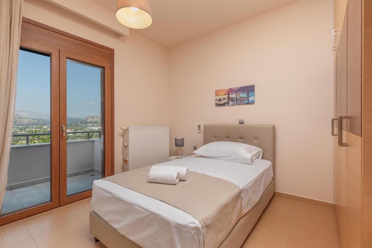 Majestic View Villa 科林比亚 外观 照片