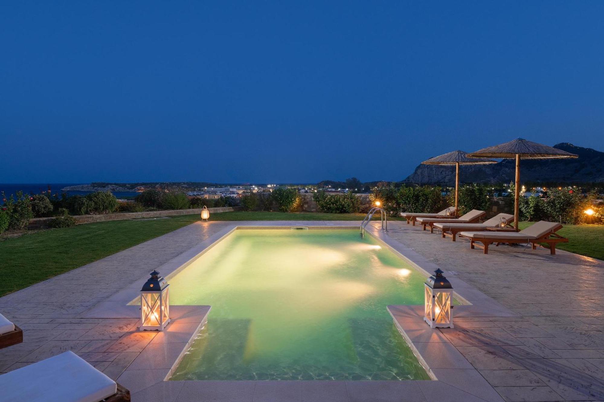 Majestic View Villa 科林比亚 外观 照片